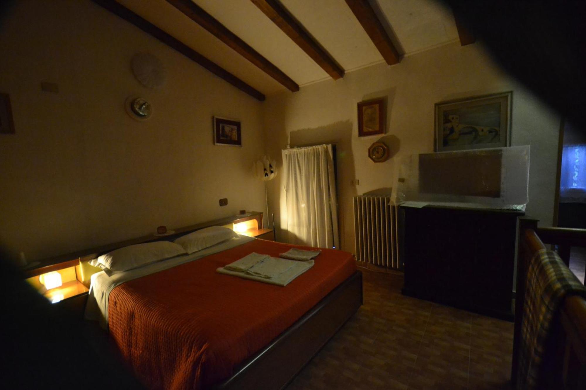 Casa Vacanze Mingos Lodio Di La Carpineta 외부 사진